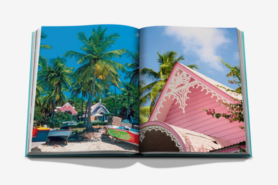 ASSOULINE - THE TRAVEL COLLECTION  -MUSTIQUE ICON
